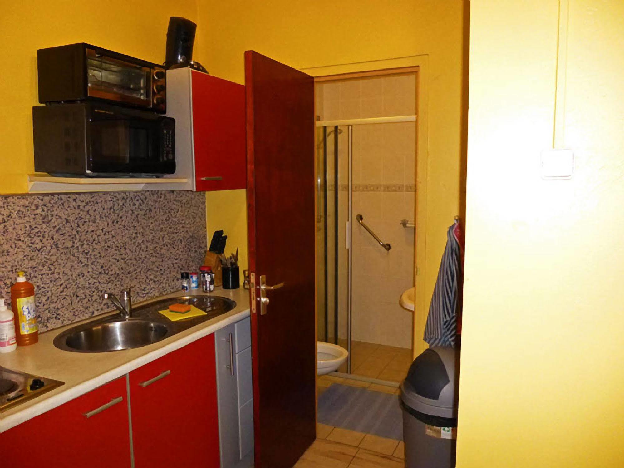 Kekemba Apartments パラマリボ エクステリア 写真